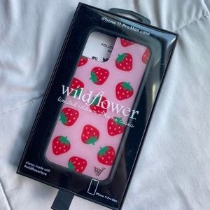 11 pro max wildflower case! 🍓💕🍒